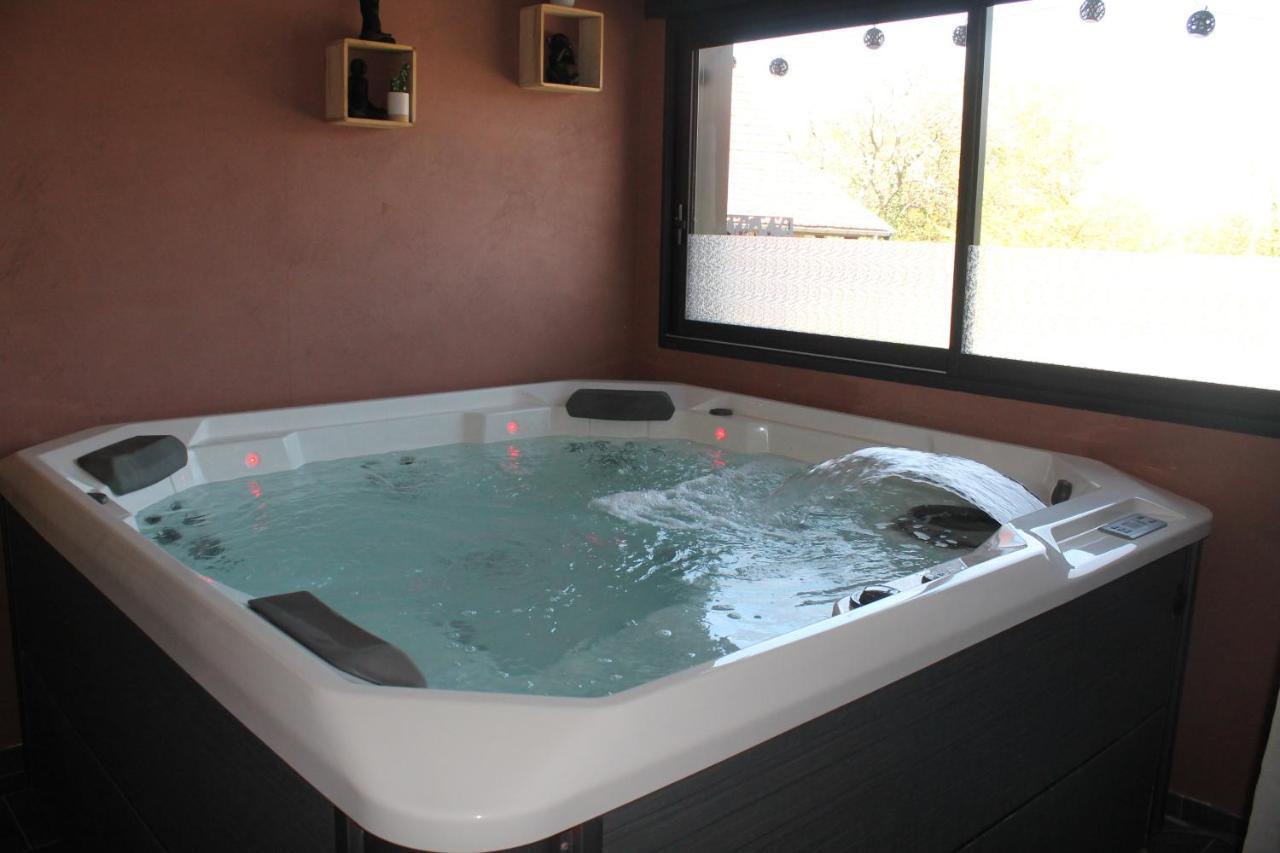 Happy & Relax Bed and Breakfast Mentque-Nortbecourt Exteriör bild
