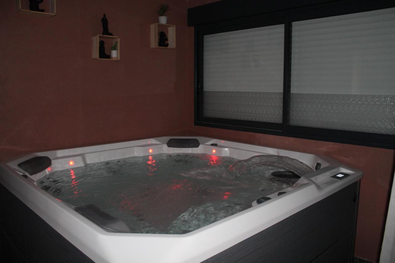 Happy & Relax Bed and Breakfast Mentque-Nortbecourt Exteriör bild