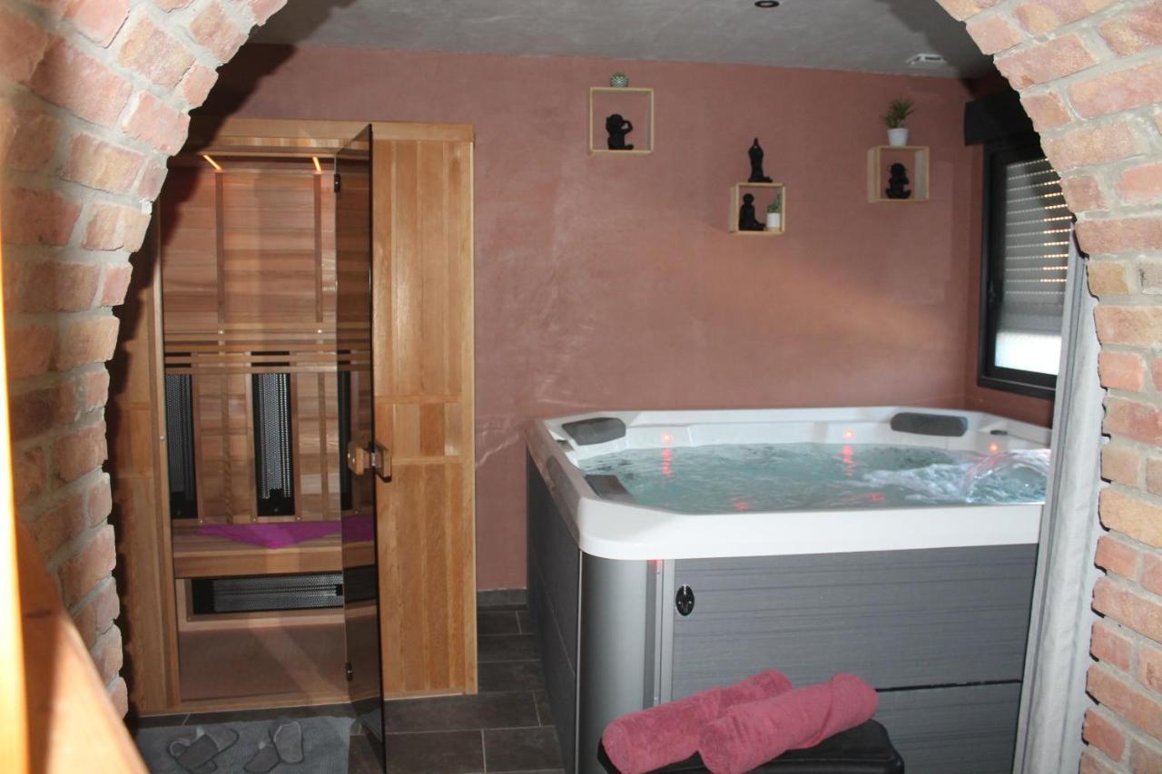 Happy & Relax Bed and Breakfast Mentque-Nortbecourt Exteriör bild